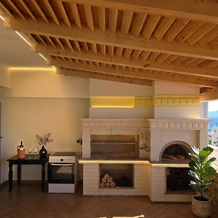 Ledy Penthouse *