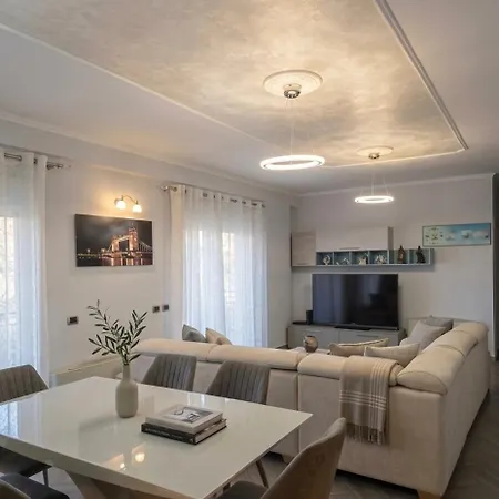 Ledy Penthouse Апартаменты